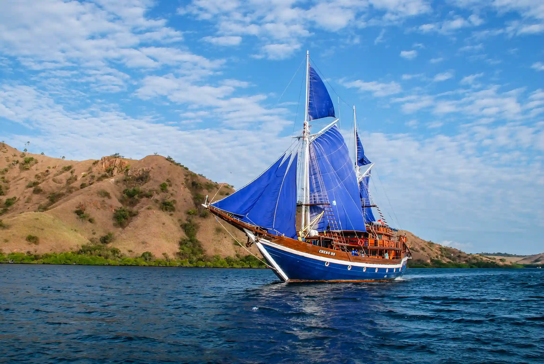 Komodo Escape Price Guide for Boutique Stays and Cruises